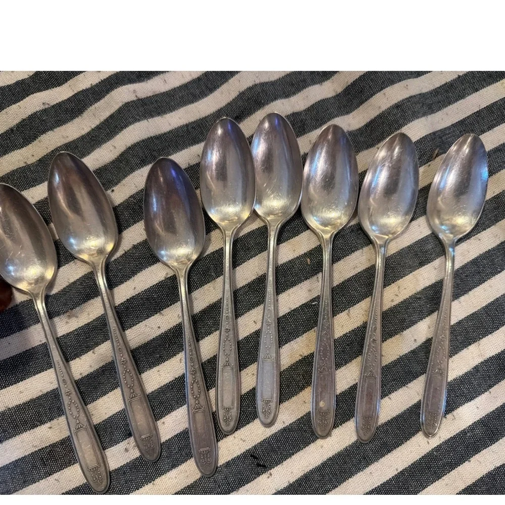 Oneida Grosvenor tablespoons set 8